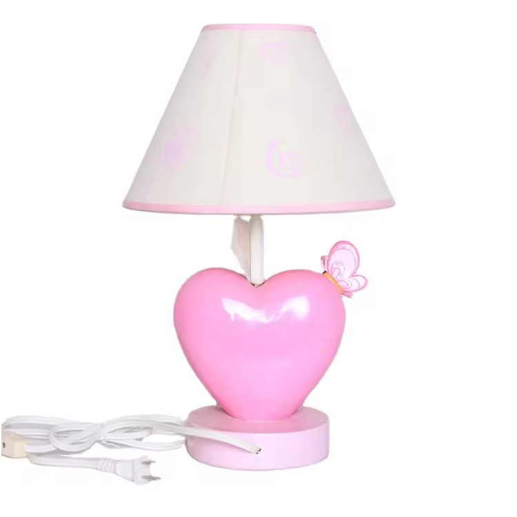 Candeeiros de mesa elegantes de resina em formato de coração rosa para quarto