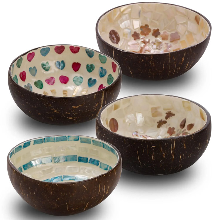 Tigela de coco com a mãe de pérolas para decoração em casa