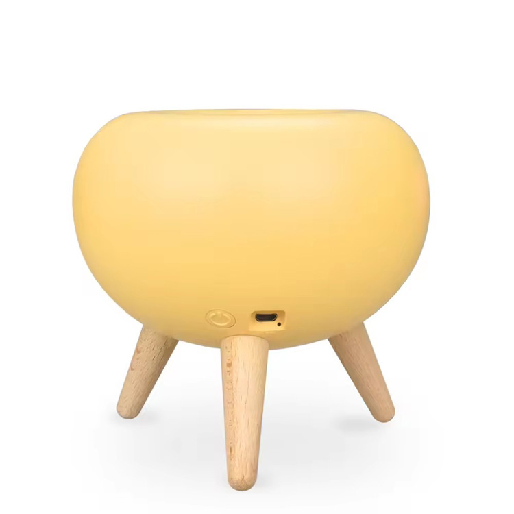 Toque regulável LED ao lado dos candeeiros de mesa para decoração de casa